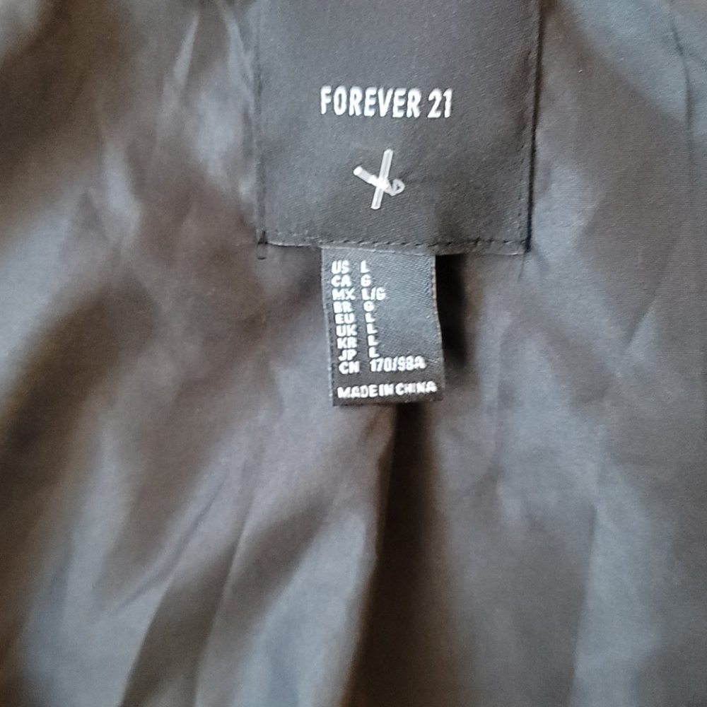 Jacket - Picture 9 of 9